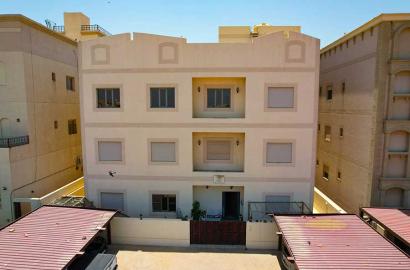 3 rooms, 3 bathrooms + maid’s room, hall and kitchen - Al-Eqaila